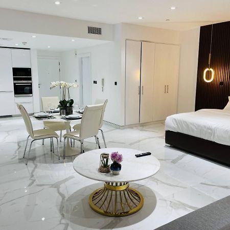 Luxury Casa Premium Studio Apartments - With Full Kitchen, Balcony At Jbr Beach Dubái Exterior foto
