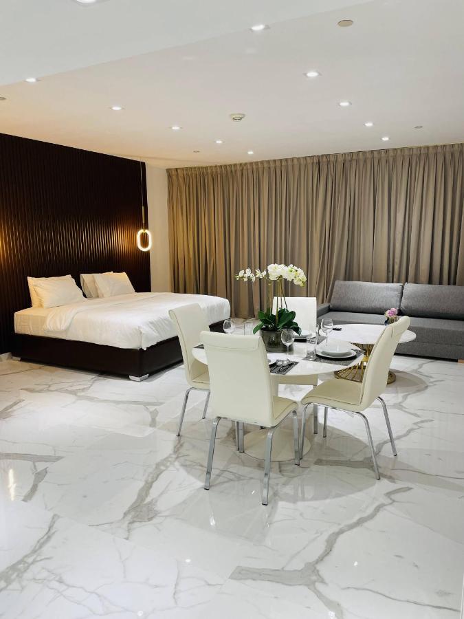 Luxury Casa Premium Studio Apartments - With Full Kitchen, Balcony At Jbr Beach Dubái Exterior foto