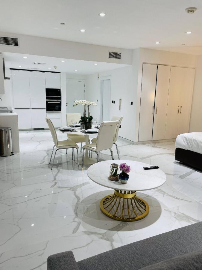 Luxury Casa Premium Studio Apartments - With Full Kitchen, Balcony At Jbr Beach Dubái Exterior foto