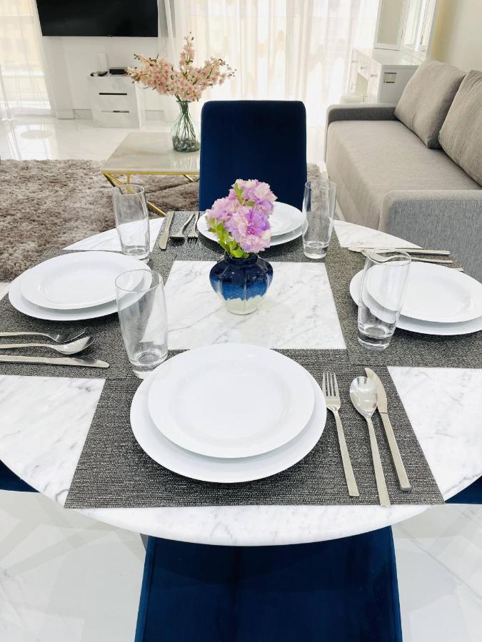 Luxury Casa Premium Studio Apartments - With Full Kitchen, Balcony At Jbr Beach Dubái Exterior foto