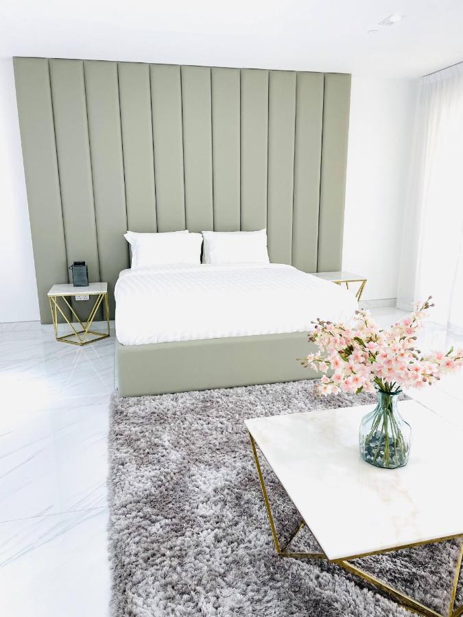Luxury Casa Premium Studio Apartments - With Full Kitchen, Balcony At Jbr Beach Dubái Exterior foto